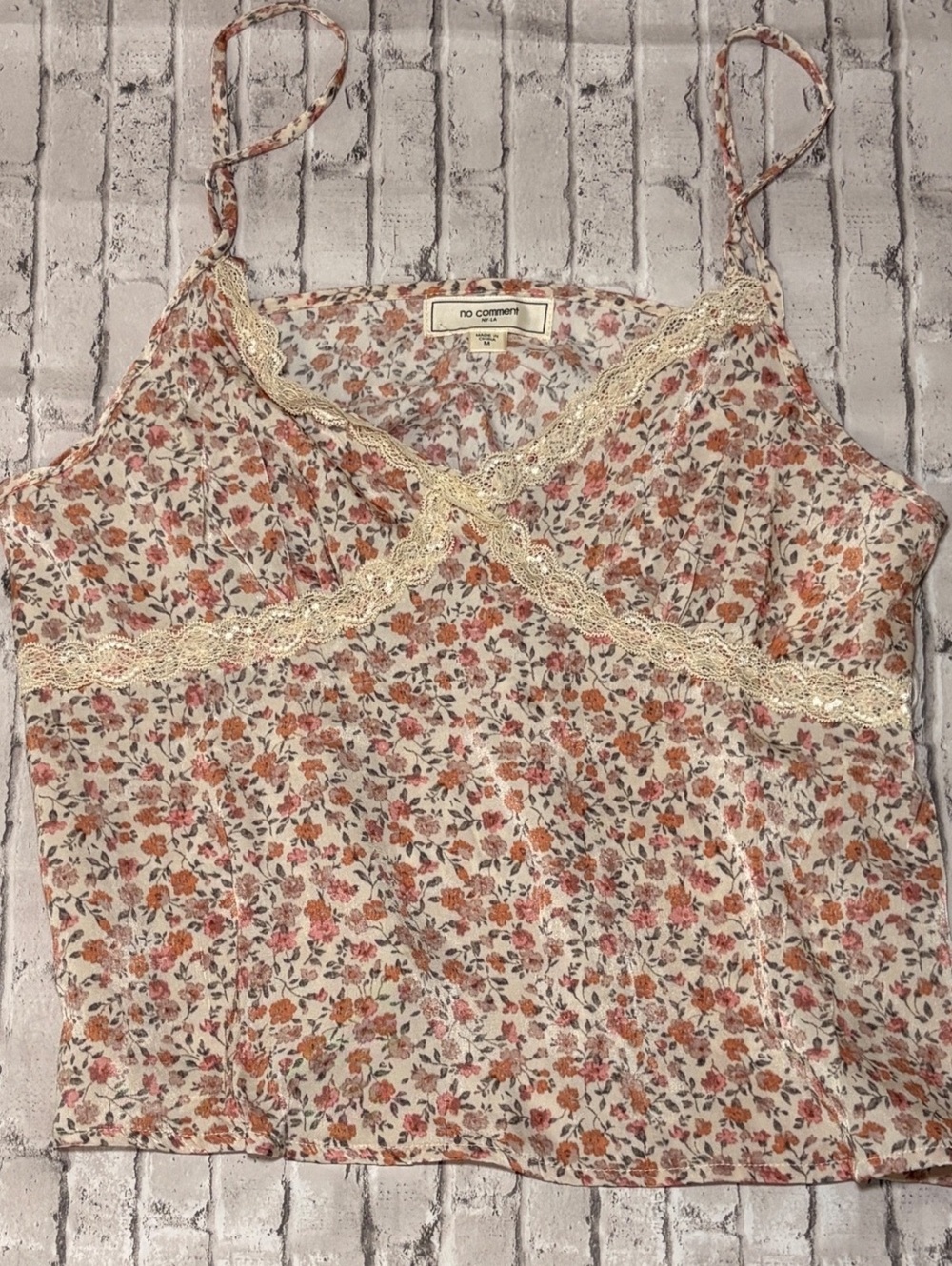 Y2K No Comment NY-LA Floral  Coquette Lace Sz M Trim Beige Preppy Cottage Cami